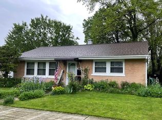 3227 Cleveland Ave, Brookfield, IL 60513