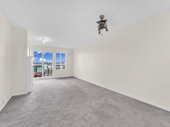 4th image of 333 E 1st St #208