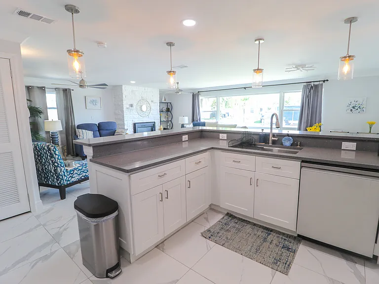 817 Blue Heron Blvd — Photo 28