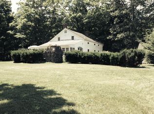 92 Clinton Ave, Salt Point, NY 12578