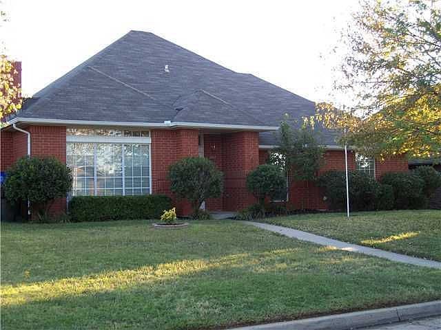 Home for Sale in Edmond, Oklahoma $129,900