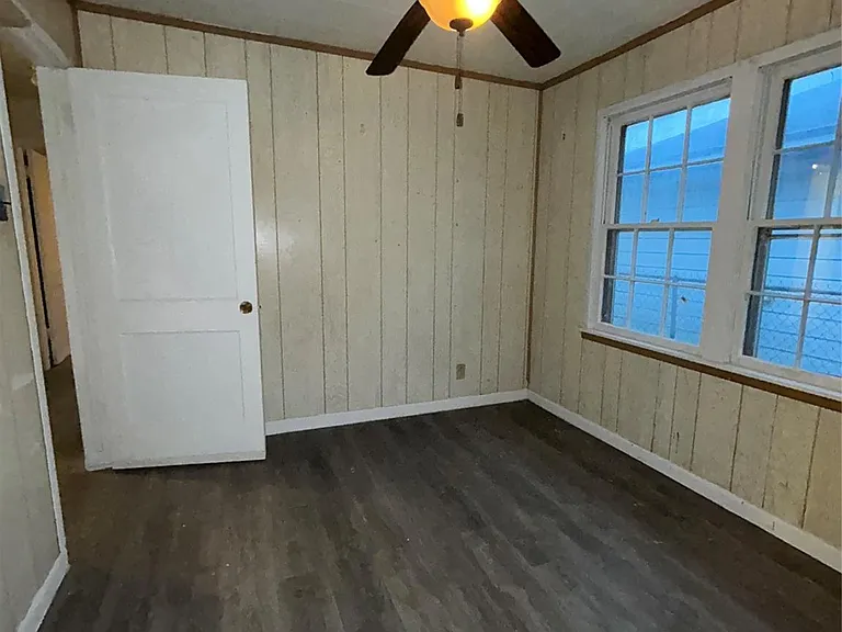 2018 N Avenue H — Photo 11