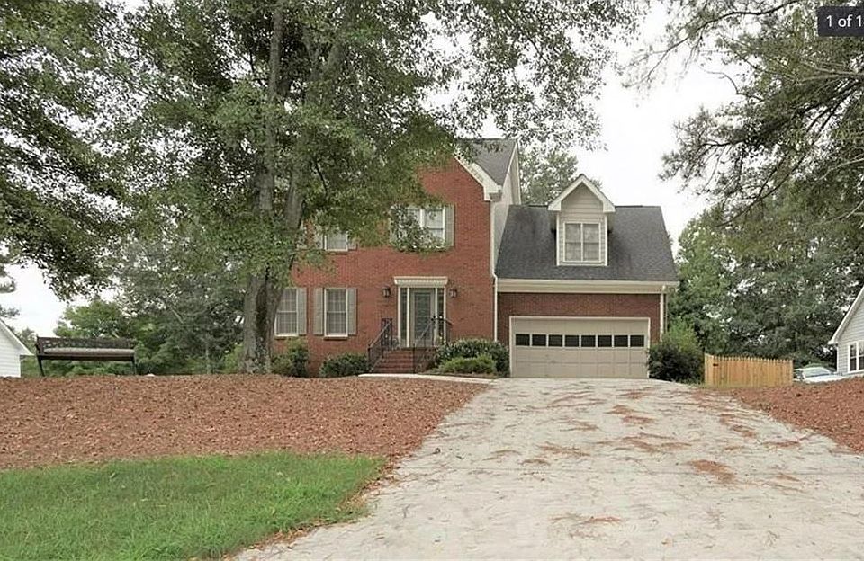 1st image of 2945 Riverbend Dr