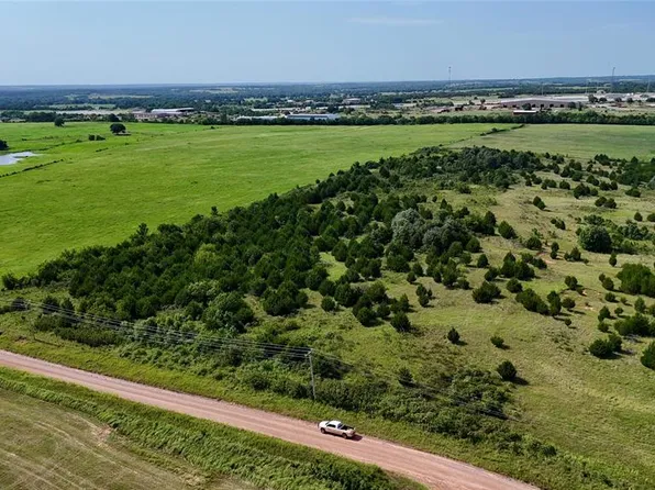 1 E 880th Rd, Stroud, OK 74079