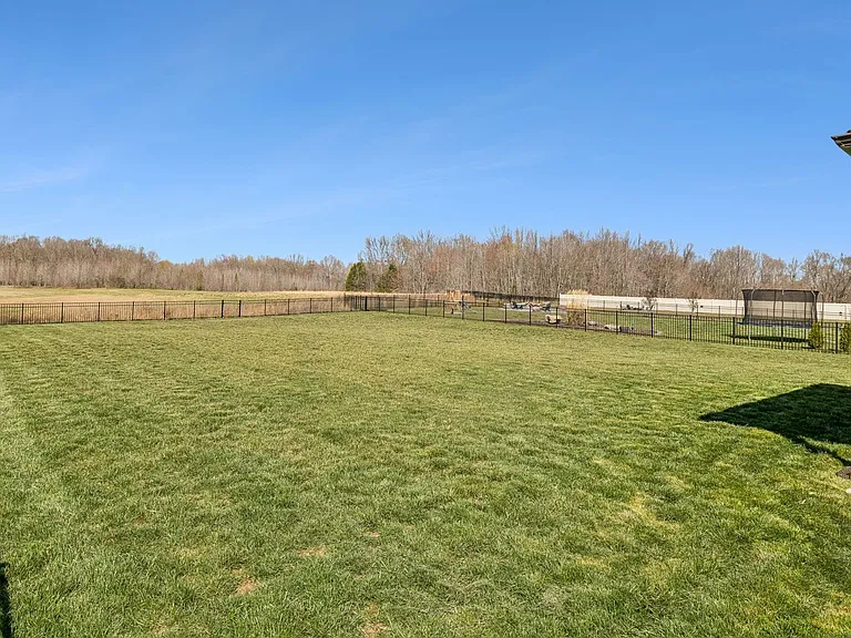 8325 Turnbull Dr — Photo 48