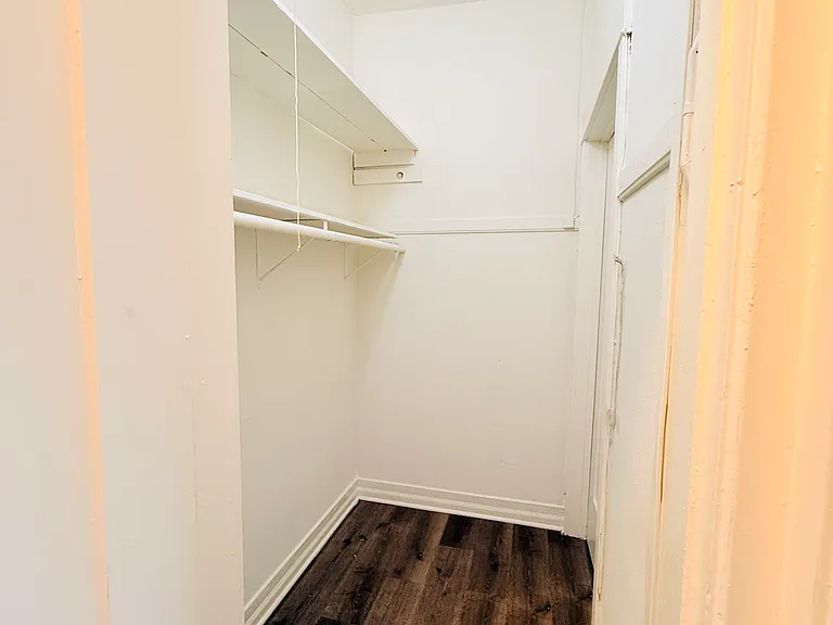 4671 Hollywood Blvd #107 — Photo 2