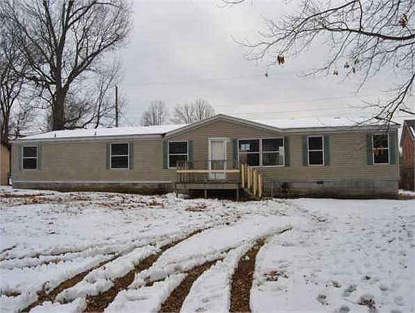 1st image of 100 King Cole Dr