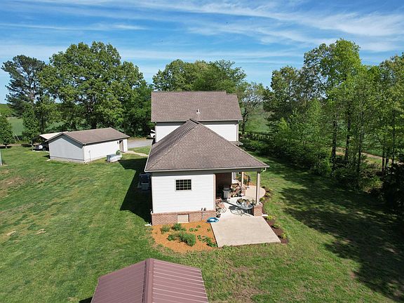 5th image of 264 Oakridge Ln