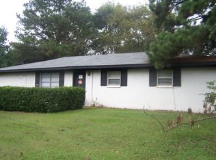 43 Overlook Dr, Eufaula, AL 36027