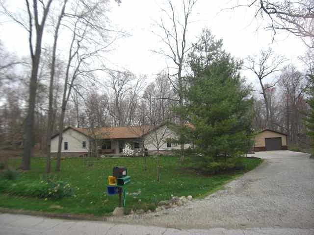 1st image of 17101 Institutional Dr