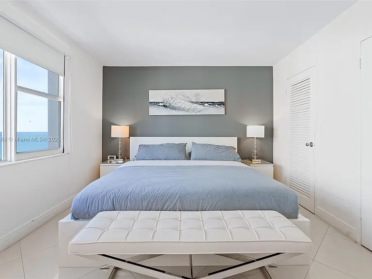 9195 Collins Ave #1103 — Photo 15