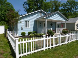 13 Griffith Rd, Freehold, NJ 07728