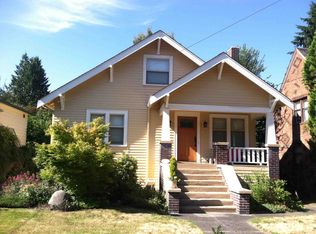 1236 NE 92nd St, Seattle, WA 98115