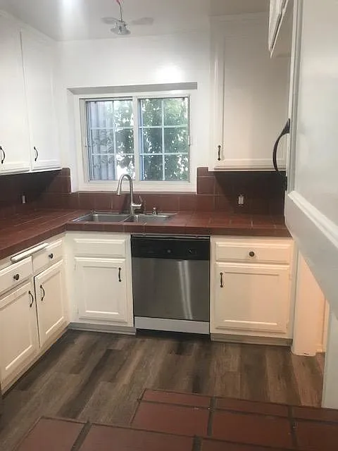 NEW FLOORS