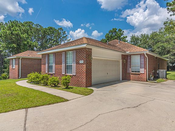 4th image of 2704 Arabian Ct