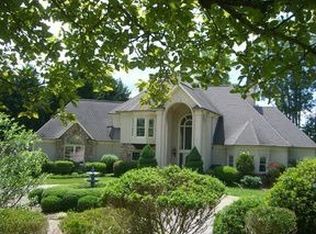 1865 9th Street Ct NW, Hickory, NC 28601