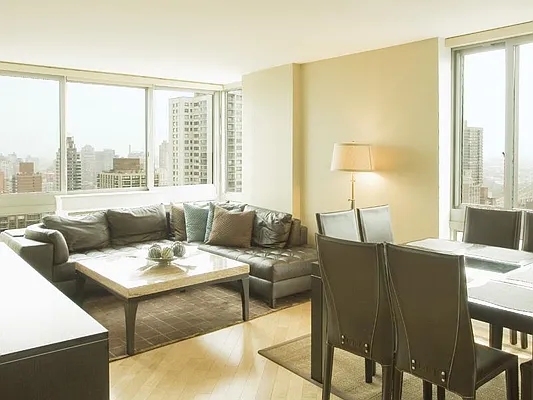 Sold by Sotheby's International Realty | media 9