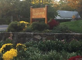 92 Gillies Ln, Norwalk, CT 06854
