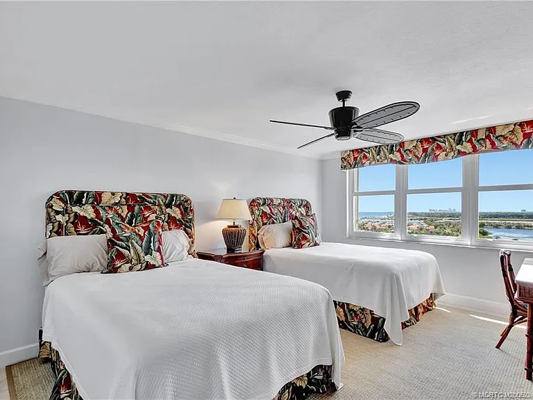 500 Ocean Dr #W-11 — Photo 33
