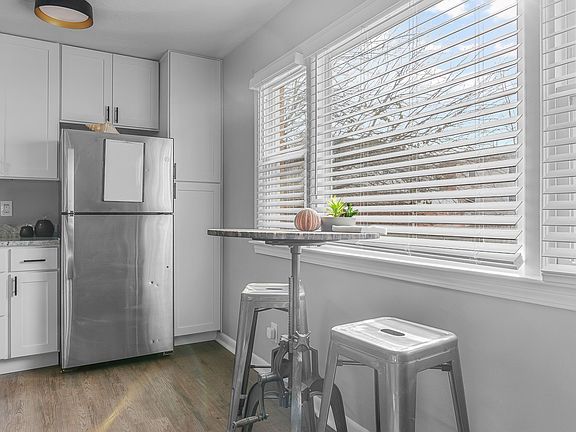 4th image of 9628 19th Bay St APT 2