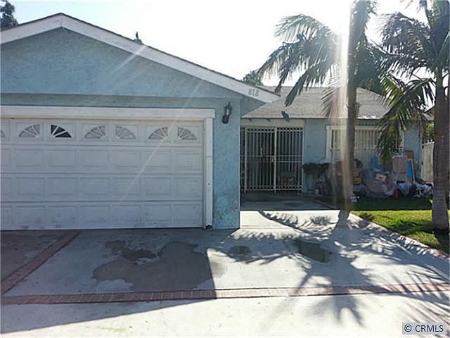 1st image of 818 E Hood Ave