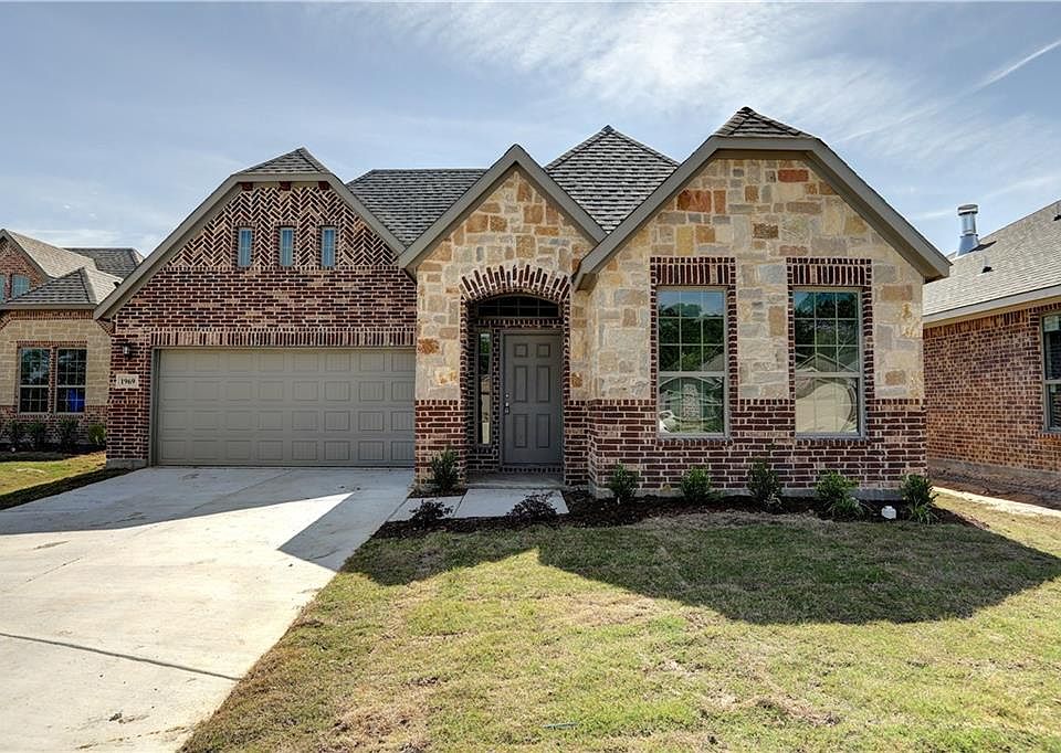 1st image of 1969 De Berry Ln