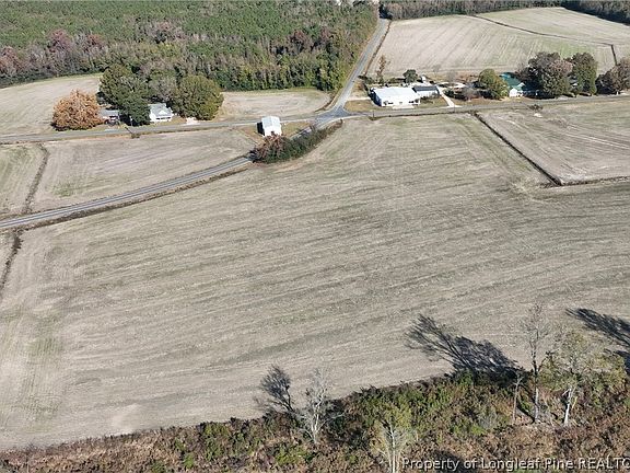 5th image of 301 Railroad Rd