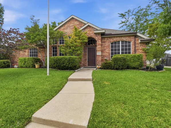 8201 Evening Star Dr, Rowlett, TX 75089