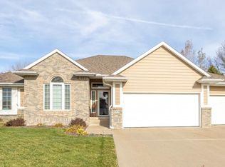 603 Winfield Cir, Sergeant Bluff, IA 51054