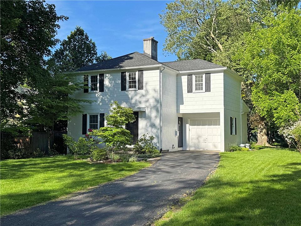1st image of 575 Antlers Dr