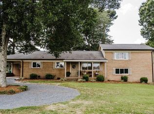 690 S Oak Ridge Rd, Oakboro, NC 28129