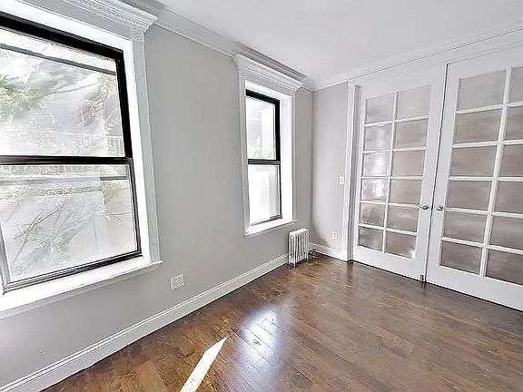 3rd image of 23 Bedford St #2A