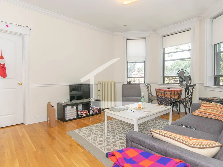 1328 Commonwealth Ave #4B — Photo 6