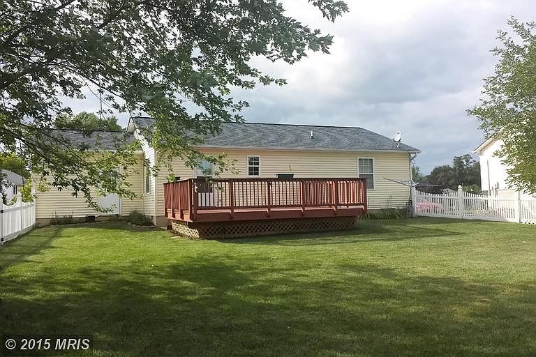 2nd image of 2122 5th St