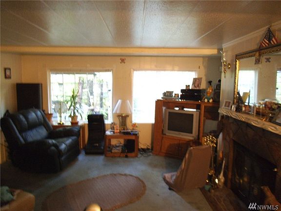 5th image of 15 NE Clairview Dr