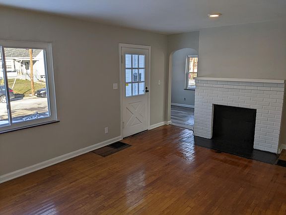 4th image of 5513 Davies Pl