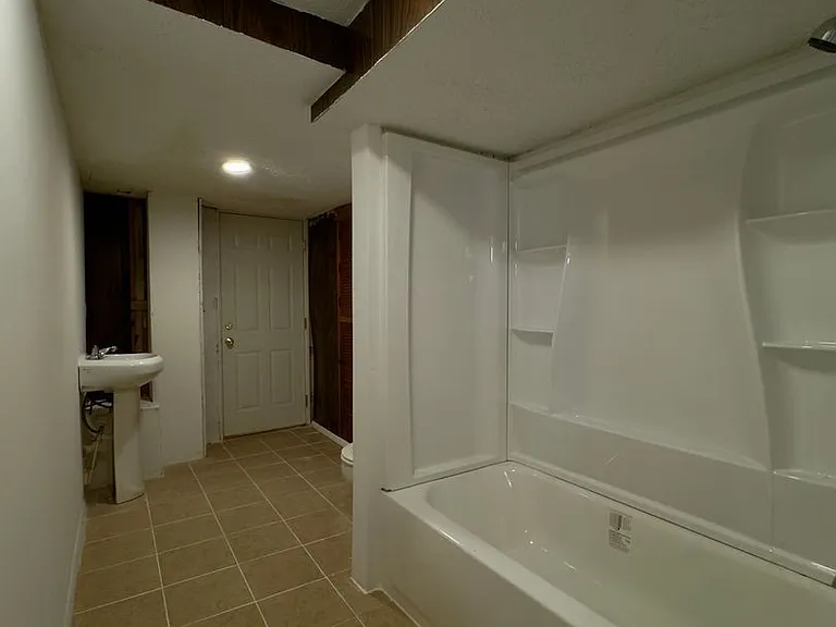 5676 Utrecht Rd — Photo 21