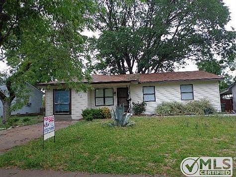 1st image of 613 E Linda Dr