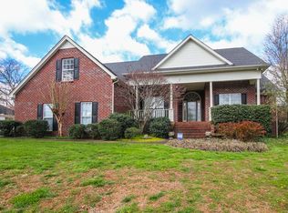 303 Trenton Ct, Murfreesboro, TN 37130
