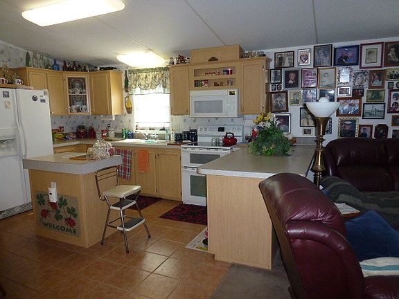 5th image of 2403 Avenue E
