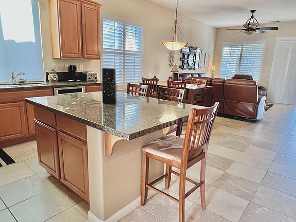 2nd image of 40759 Calle Guapo #40759