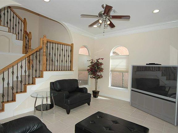 5th image of 2664 E Bayshore Dr