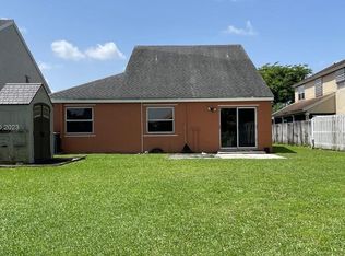 10861 SW 11th Mnr, Fort Lauderdale, FL 33324