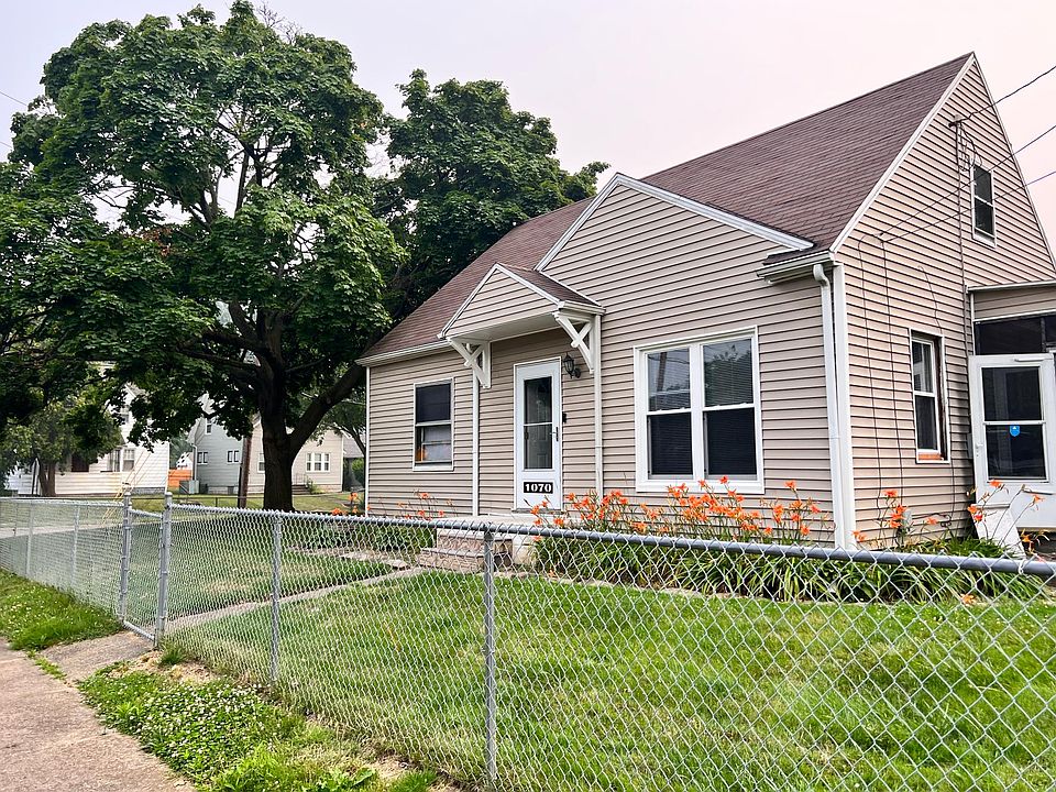 1st image of 1070 Burkhardt Ave