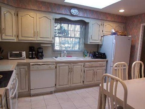 3rd image of 324 Harrison Ave
