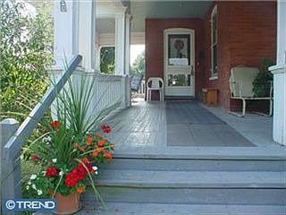 1st image of 126 Pine St