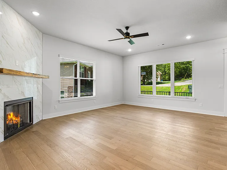 11 Slifer Ln — Photo 31
