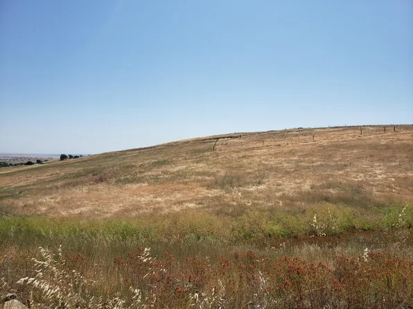 9701 Dolorosa St, La Grange, CA 95329