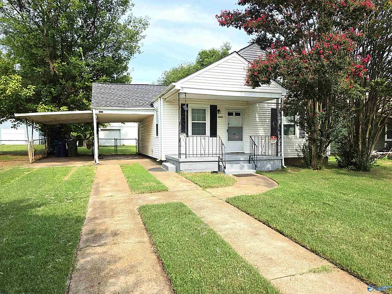 2007 Vanderbilt Cir SW — Photo 1