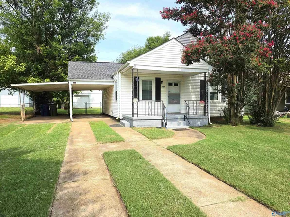 2007 Vanderbilt Dr SW, Huntsville, AL 35801